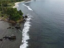 Indahnya Pantai Labuhan Haji Timur Surga Wisata yang Tersembunyi