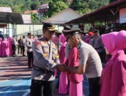 Kapolres Aceh Selatan pimpin Upacara Kenaikan Pangkat 35 Personil