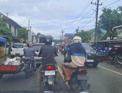 Breaking News- Apel Gabungan dan Penyerahan SK PPPK Picu Macet Panjang di Tapaktuan
