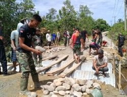 Sinergi TNI dan Warga, Akses Terpencil Segera Terbuka, Jembatan Aramco Pasi Raja Mulai Dicor