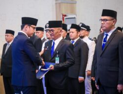 Tak Main-Main! Lantik 76 Pejabat, Wali Kota Medan Pasang Deadline Kinerja Akan Dievaluasi dalam 6 Bulan
