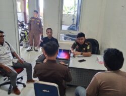 Satpol PP dan WH Aceh Selatan Limpahkan Tersangka Kasus Tuak ke Kejari