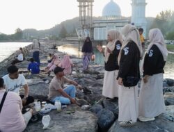Satpol PP dan WH Aceh Selatan Gelar Patroli Syariat Islam di RTH Tapaktuan, Pengunjung Diimbau Pulang Jelang Magrib