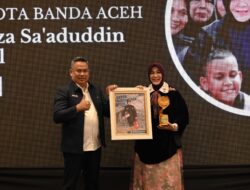 Muzakir Manaf hingga Illiza Sa’aduddin Djamal Raih Penghargaan Kemanusiaan dari JMSI Aceh