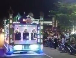 Lautan Cahaya 1 Muharram Membelah Malam Pidie Jaya, 66 Mobil Hias Berparade Ribuan Warga Tumpah ke Jalan