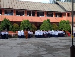 Hari Pertama Masuk Sekolah, Ratusan Siswa Baru SMPN 1 Tapaktuan Disambut Penuh Semangat