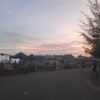Jelang Azan Magrib, Masjid Apung Tapaktuan Masih Dipadati Pedagang dan Pengunjung, Penegakan Syariat Disorot