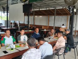 Kapolres Pidie Jaya Ngopi Bareng Forum Geuchik dan Tokoh Masyarakat, Perkuat Sinergi Jaga Kamtibmas