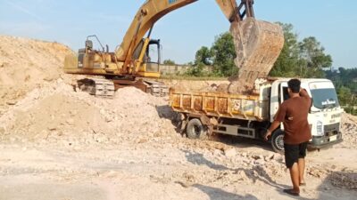 Diduga Belum Kantongi Izin, Aktivitas Cut and Fill di Patam Lestari Sekupang Jadi Sorotan Warga