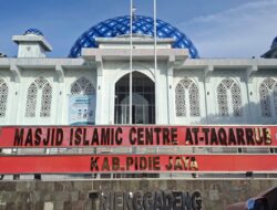 Bukan Sekadar Seremoni, Bupati Pidie Jaya Gerakkan Pengajian Jumat Serentak di 8 Kecamatan