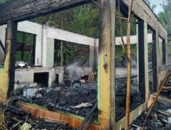 Satu Rumah Semi Permanen Terbakar di Desa Situmba Sipirok, Korban Rugi Ratusan Juta