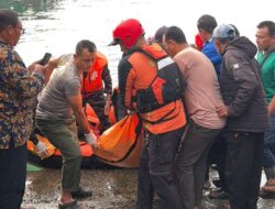 Nelayan Hilang di Perairan Labuhanhaji Ditemukan Meninggal Dunia, Tim SAR Evakuasi Korban