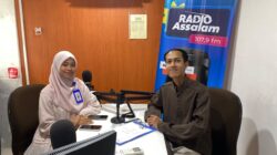 Ari Maulana Bagikan Cerita Kuliah Dua Kampus dan Pengalaman Berkarya di Gen Zone Radio Assalam